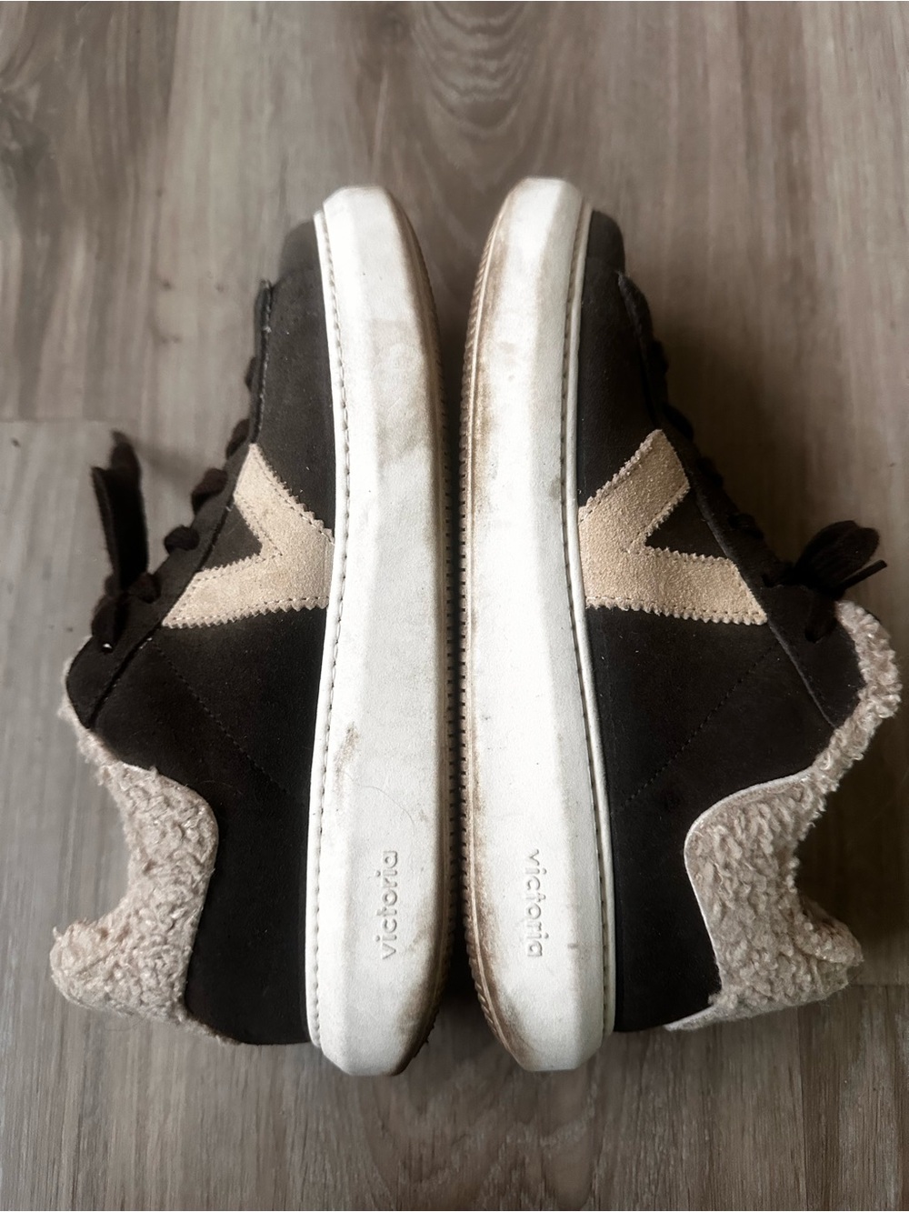 Women's Brown Suede Fur Trim Lace-Up Sneakers